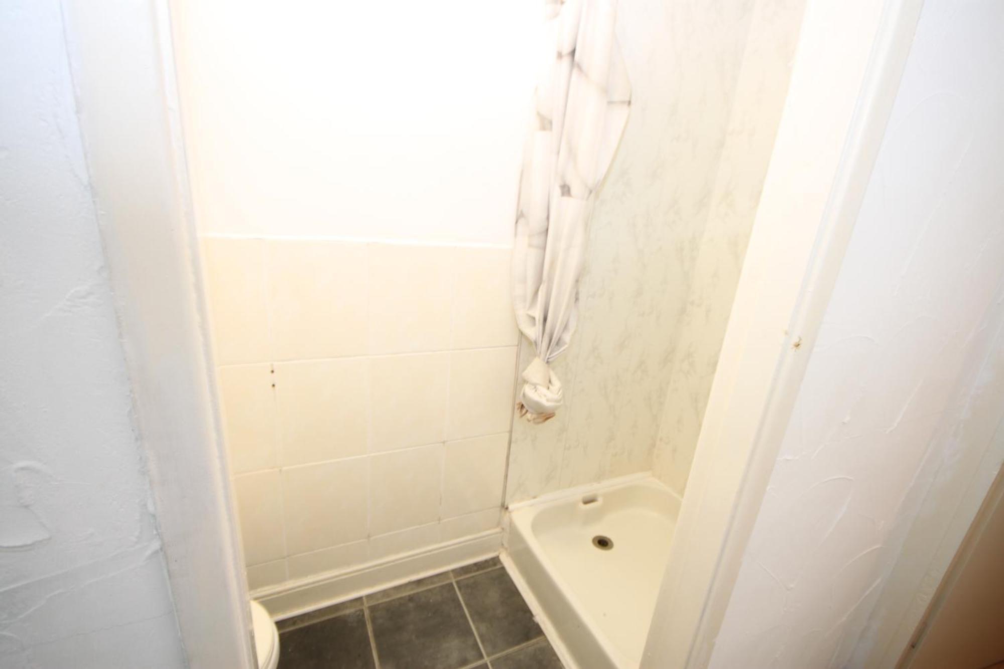 Barton Seaview, Self Catering Studio Apartments, Promenade & Central Beach Location, Families, Couples Or 23 Years Plus Only, Free Parking Blackpool Phòng bức ảnh